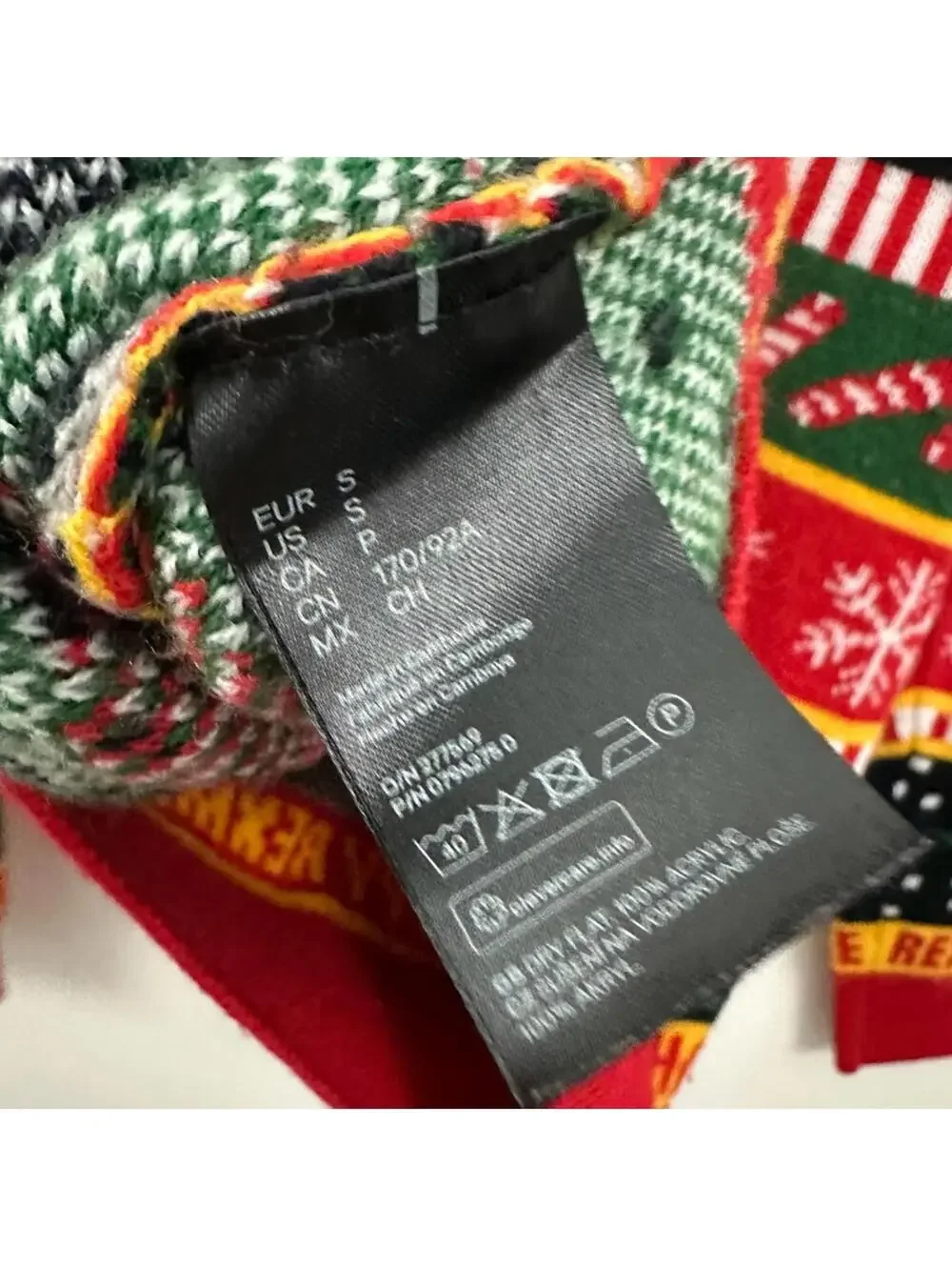 H&M Men’s Up To Snow Good Long Sleeve Holiday Christmas Sweater Size S